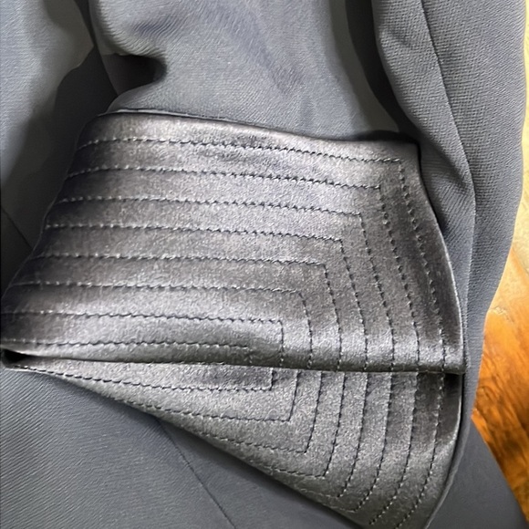 Sunny Choi Formal Violet Blazer - made in Canada - Picture 5 of 10